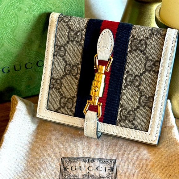 Gucci GG Supreme Jackie Sherry Line Wallet - Picture 12 of 12